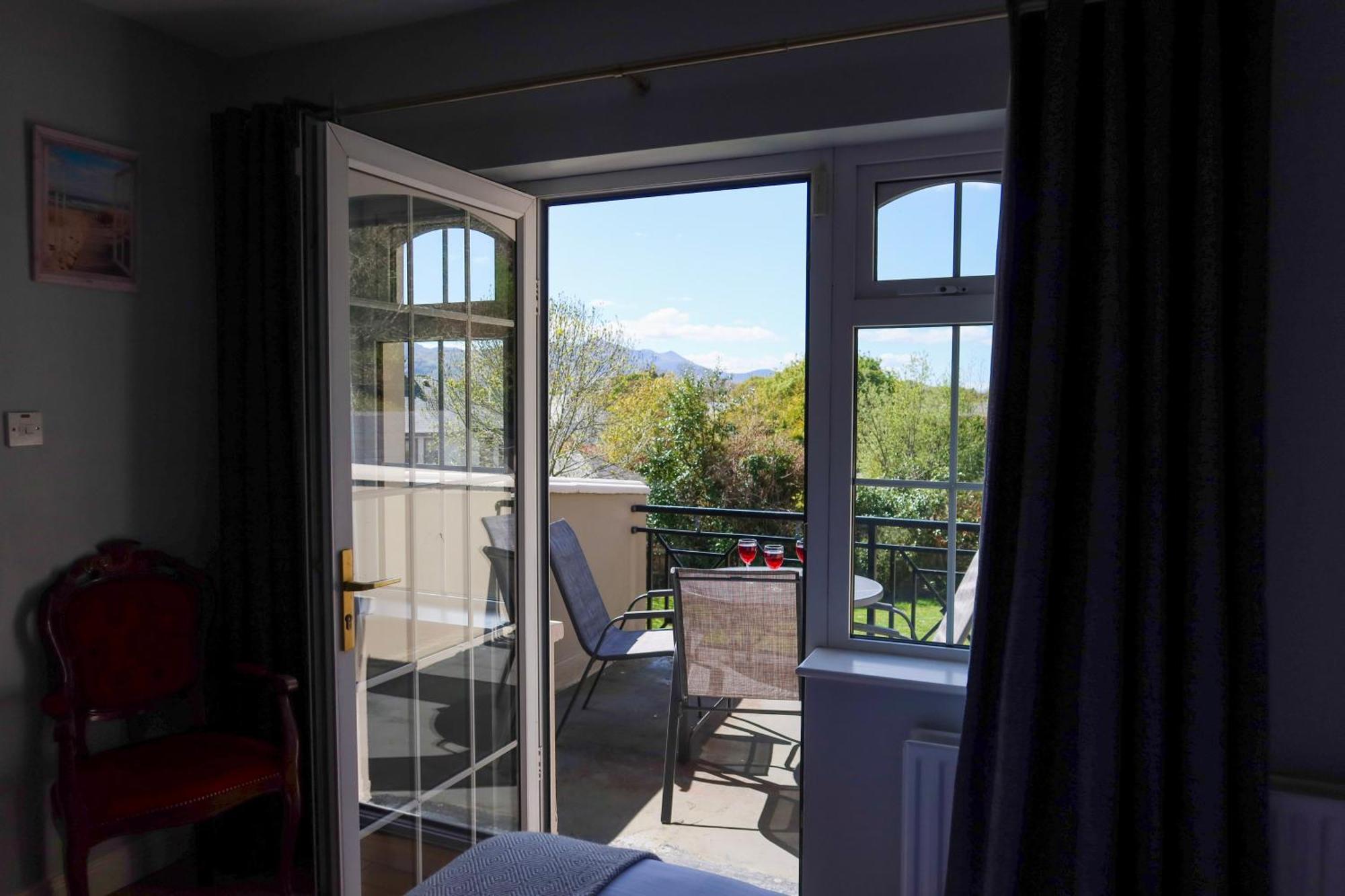 Woodville Lodge Guesthouse Killarney Ngoại thất bức ảnh