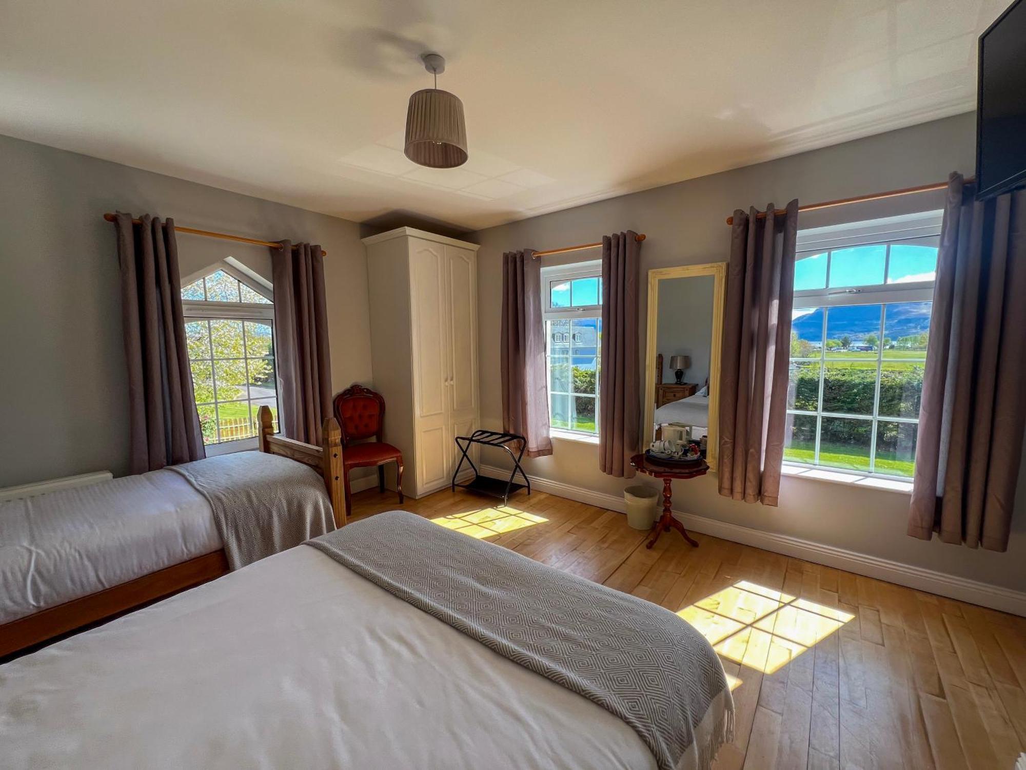 Woodville Lodge Guesthouse Killarney Ngoại thất bức ảnh